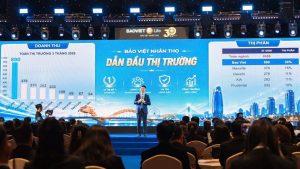 Phần thuyết trình Bảo Việt Nhân thọ Dẫn Đầu Thị Trường trước đông đảo khách tham dự
